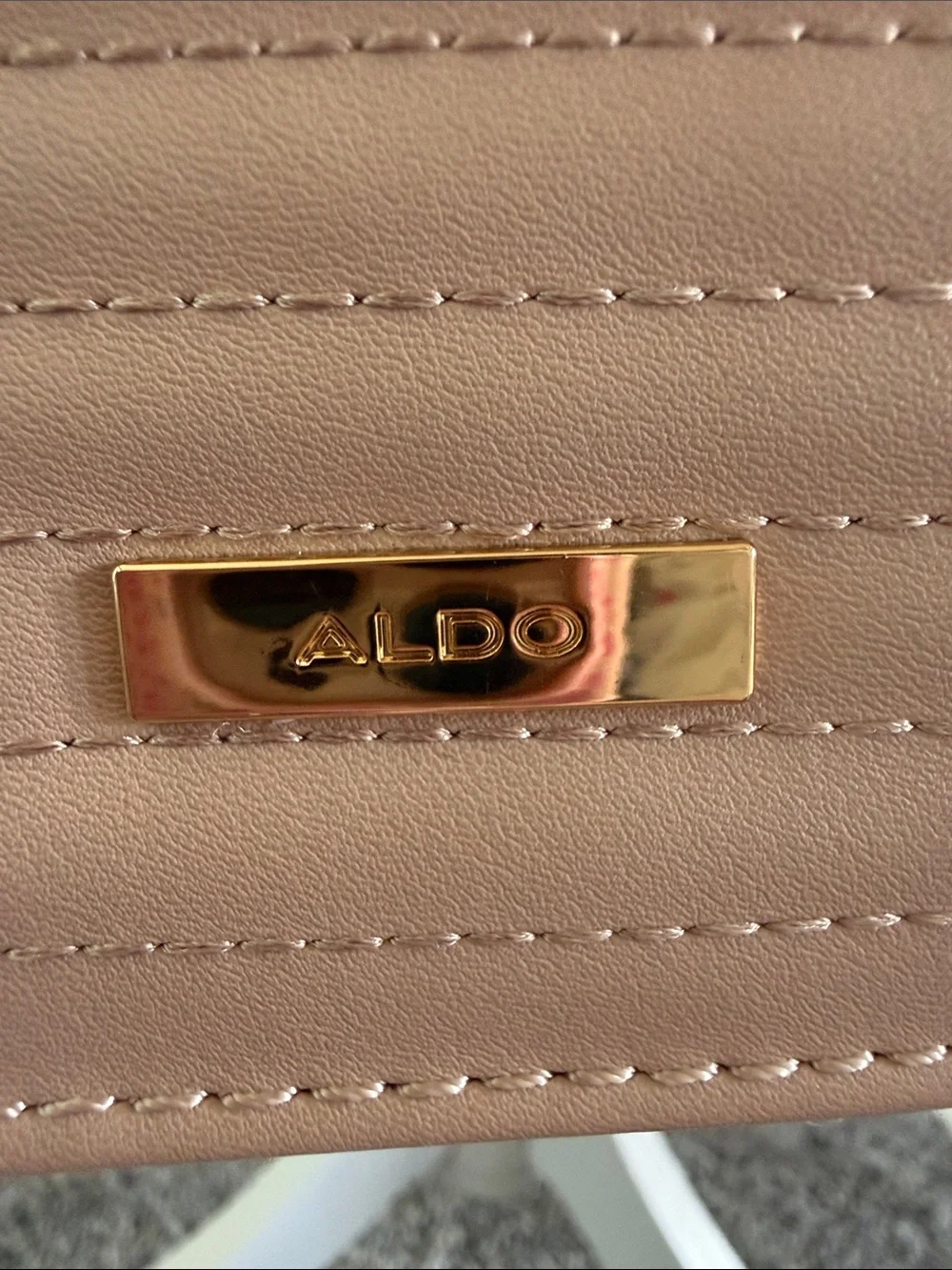 Aldo description elevate
